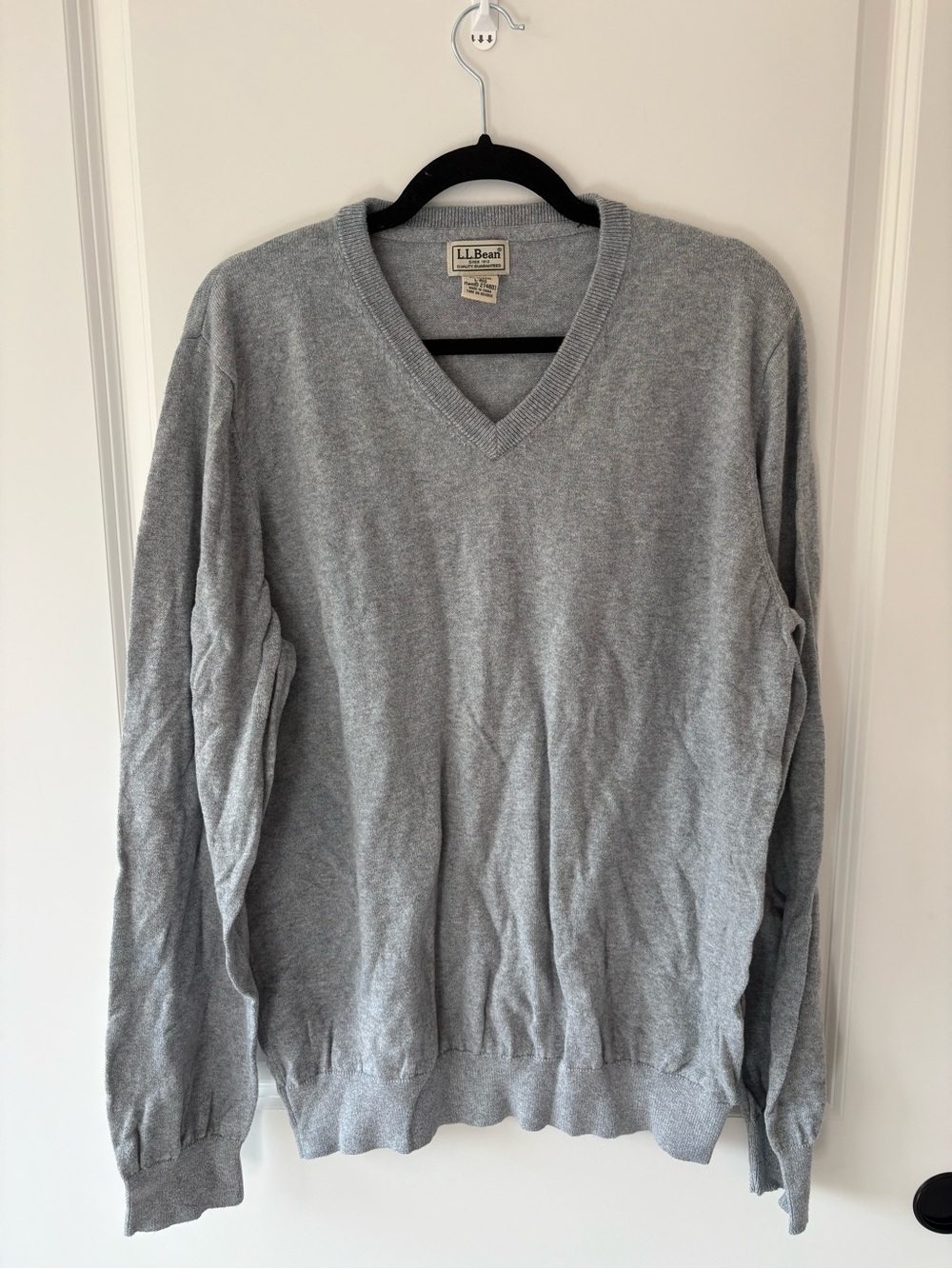L.L. Bean Men's V-Neck Sweater in Heather Gray